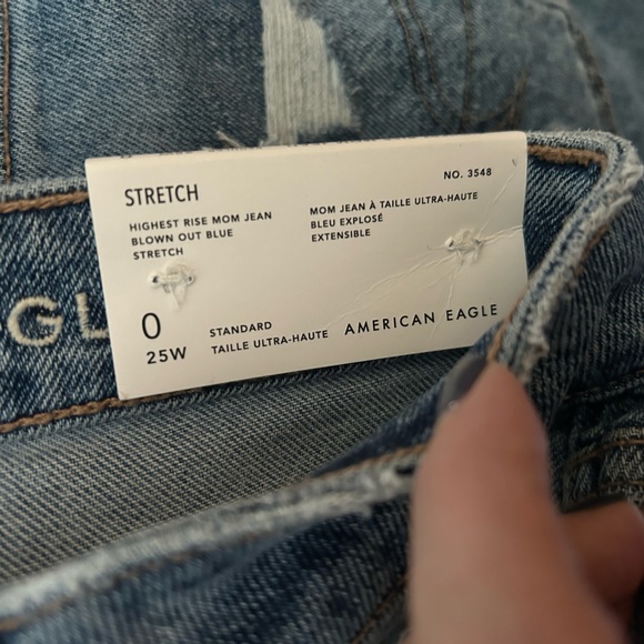 NWT American Eagle 🦅 Highest Rise Mom Jean Sz 0 ripped - Picture 6 of 7